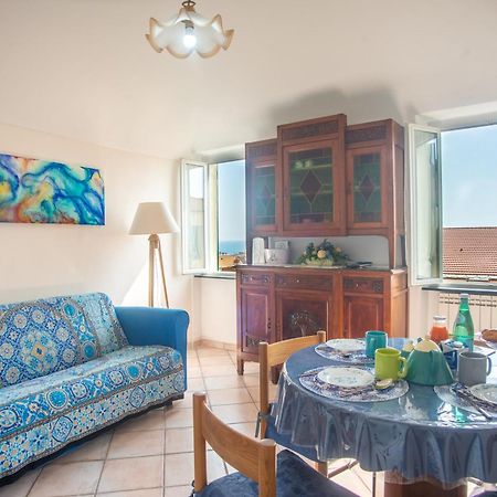 Casa Felice - Happy Rentals Сан Ремо Екстериор снимка