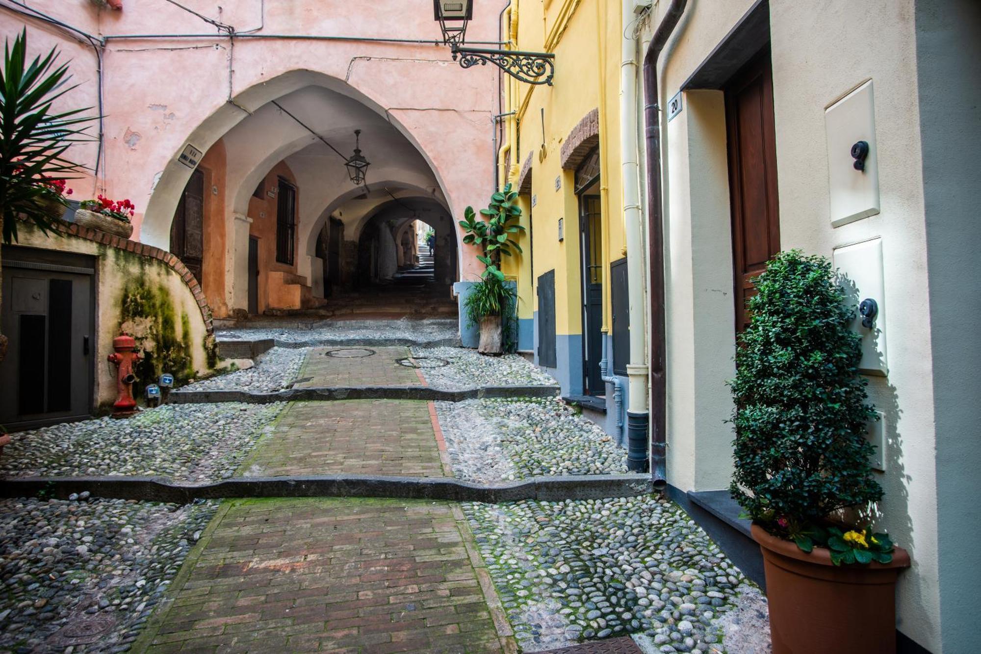 Casa Felice - Happy Rentals Сан Ремо Екстериор снимка